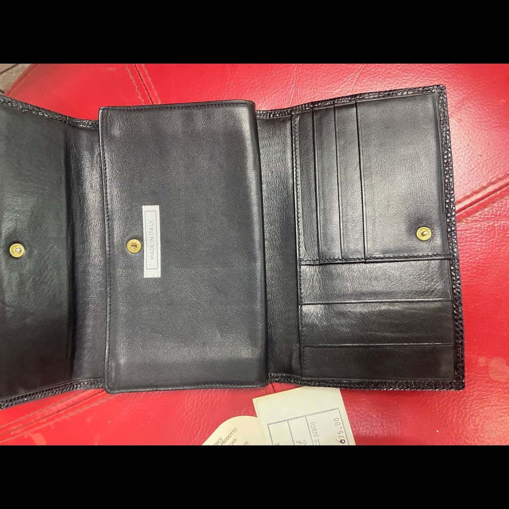 Black wallet
